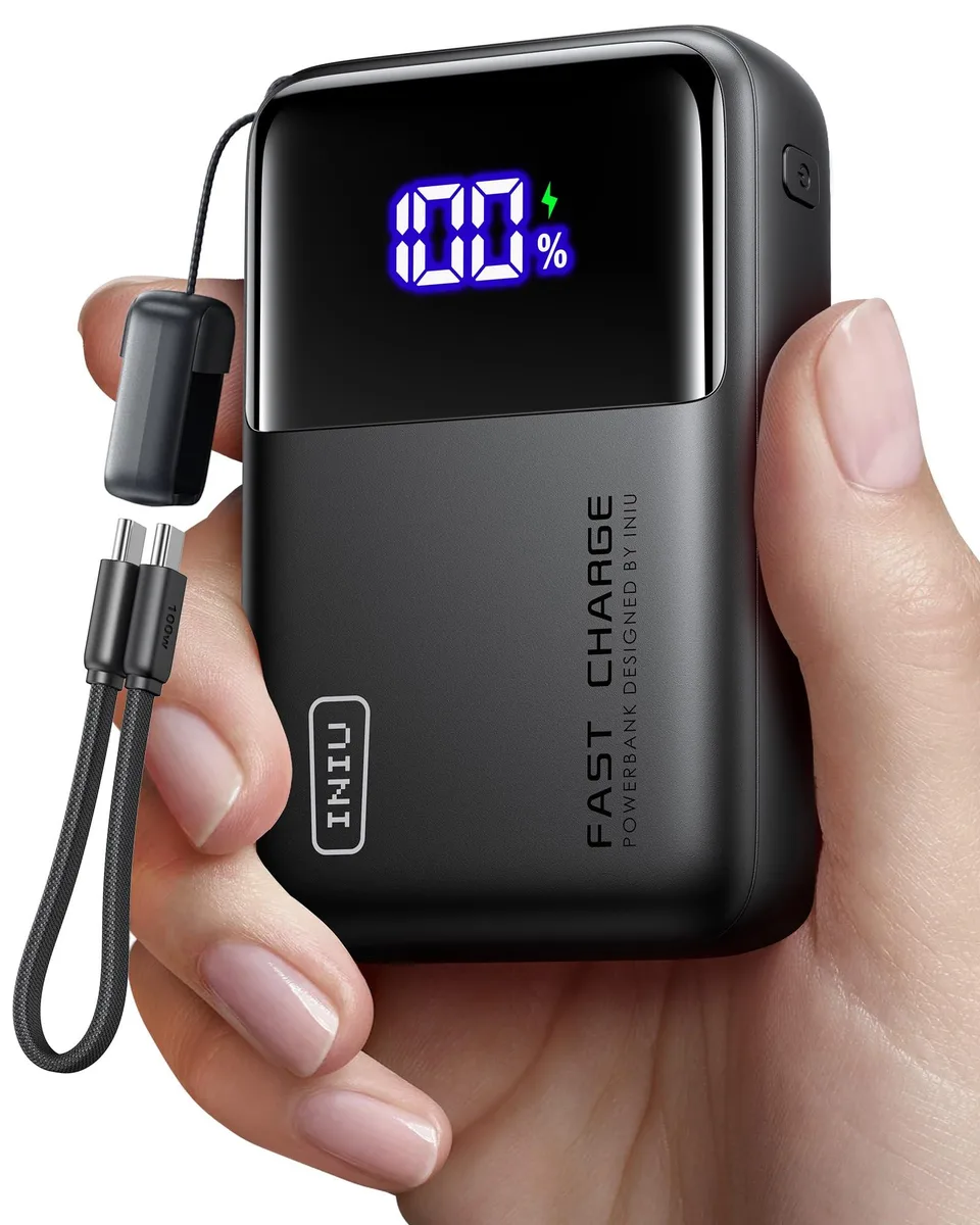  INIU P62-E1 20000mAh 65W QC 3-Output power bank Steam Deck 15 S24 — product photo