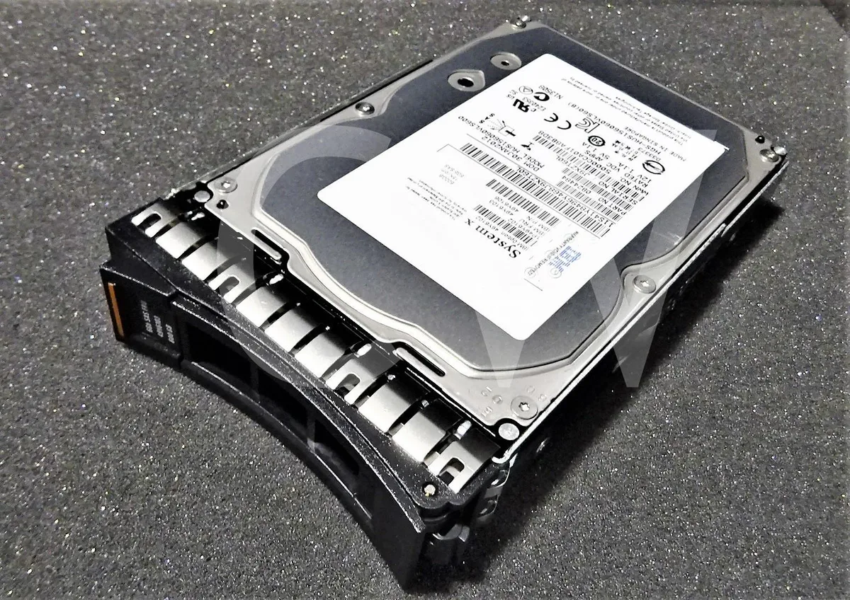 IBM IBM 49Y6102 49Y6103 49Y6106 600GB 15K RPM 6Gb/s 3.5" SAS SERVER HDD internal hard drive — product photo