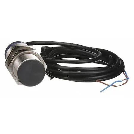 Telemecanique Sensors Telemecanique Sensors XSAV11801 Inductive Proximity Sensor 30 mm — product photo