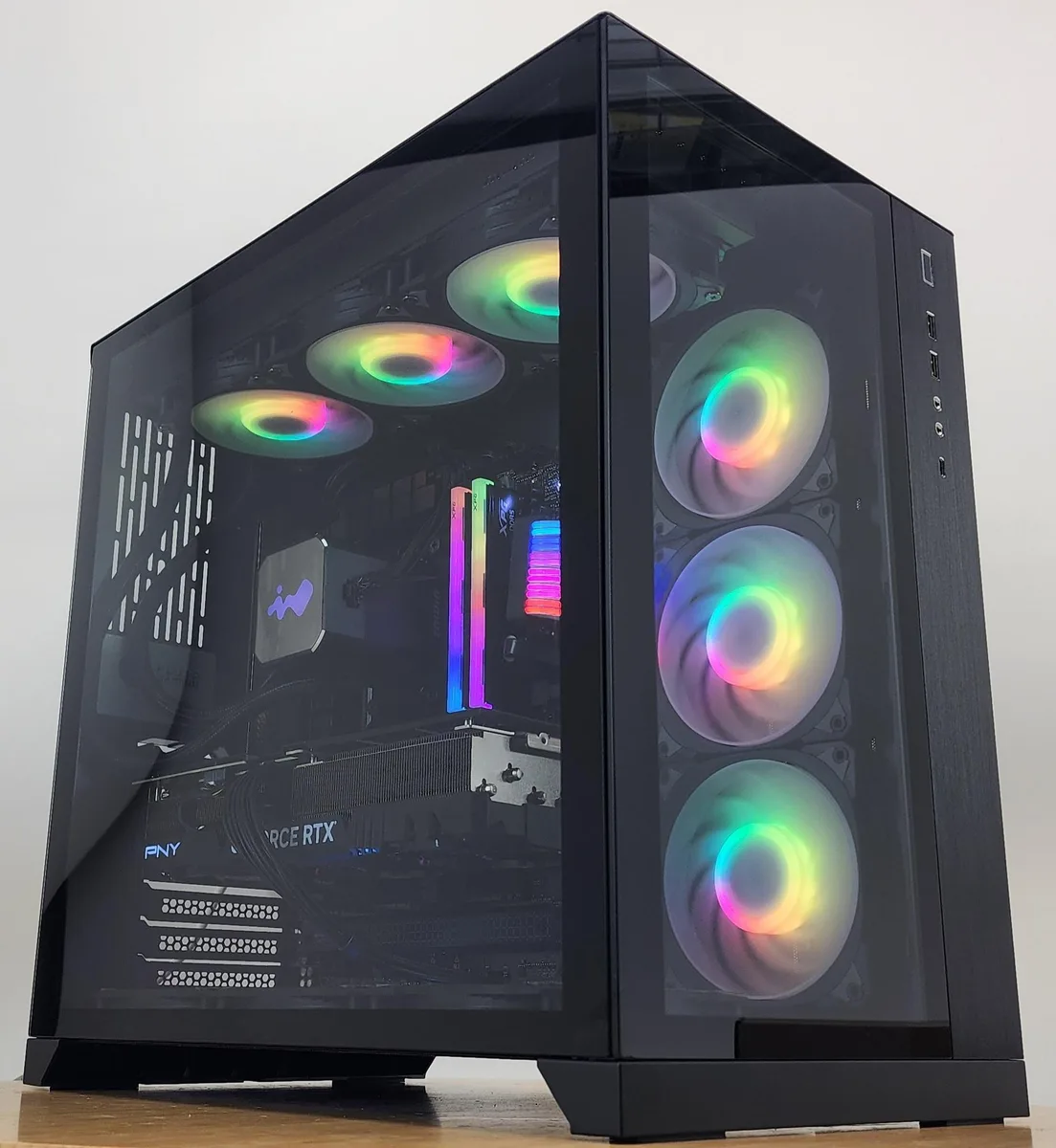 Custom Custom Gaming PC Ryzen 7 9850X3D 32GB DDR5 2TB NVME RTX 4070 Ti SUPER — product photo