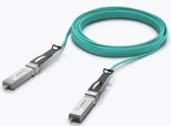 Ubiquiti Networks Ubiquiti Networks UACC-AOC-SFP10-30M 30M SFP+ Aqua fibre optic cable — product photo