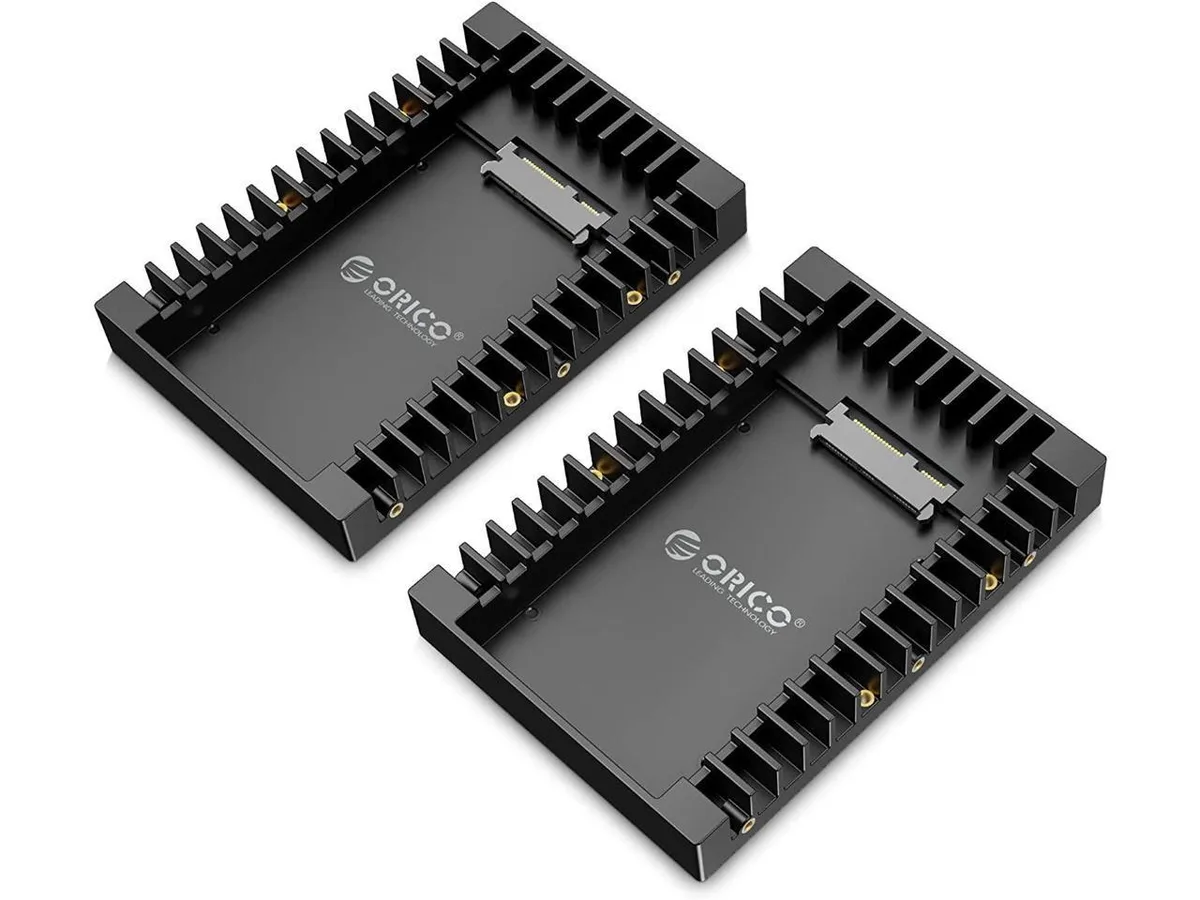 Orico Orico 2.5 to 3.5 SATA Hard Drive Adapter 2-Pack 1125SS-2 — product photo
