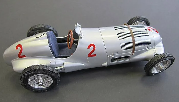 CMC International CMC International Mercedes W125 #2 Hermann Lang 1937 GP Donington Limited 1000pc 1/18 Diecast Vehicle — product photo