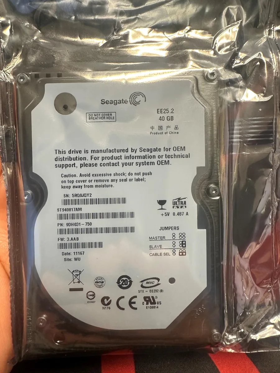 Seagate Seagate ST940817AM 40GB 5400 RPM 8MB PATA 2.5" laptop hard drive — product photo