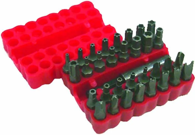 35-piece tamper-resistant bit set in plastic case with magnetic holder