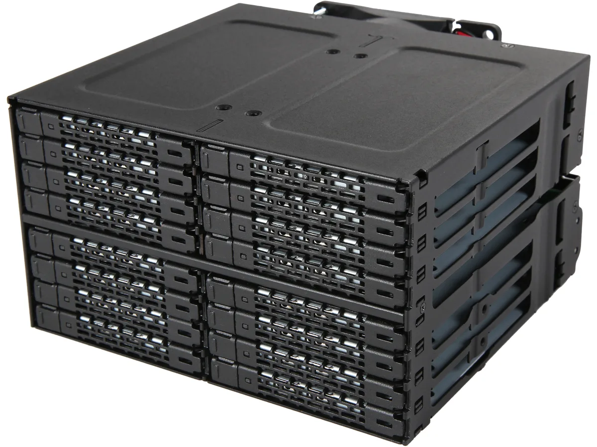 ICY DOCK ICY DOCK MB516SP-B 16 Bay 2.5" SAS/SATA HDD Accessory — product photo