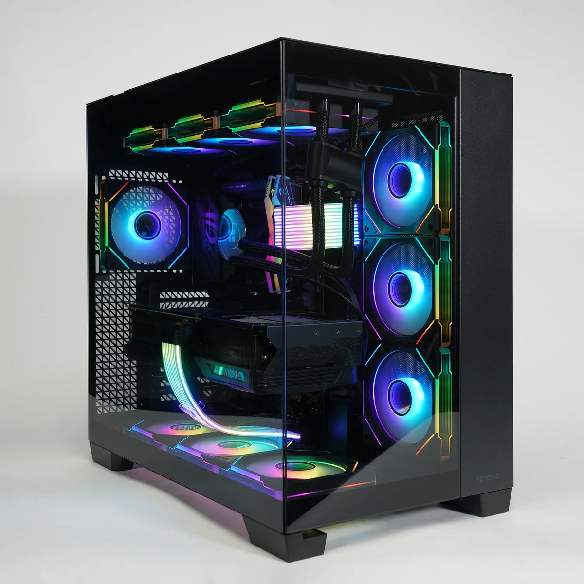 Magic Micro Magic Micro CX Black RGB Intel Elite Edition Core Ultra 9 285K RTX 5090 64GB DDR5 2TB NVMe gaming PC — product photo