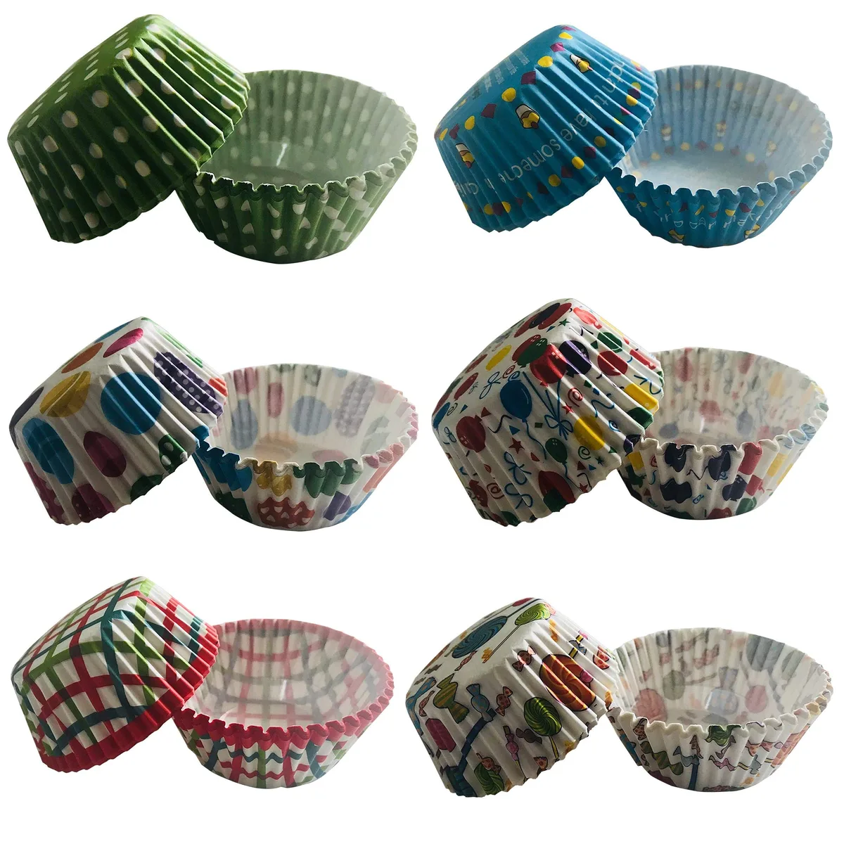 Pack of 300 paper baking cups in a clear plastic box, assorted festive prints