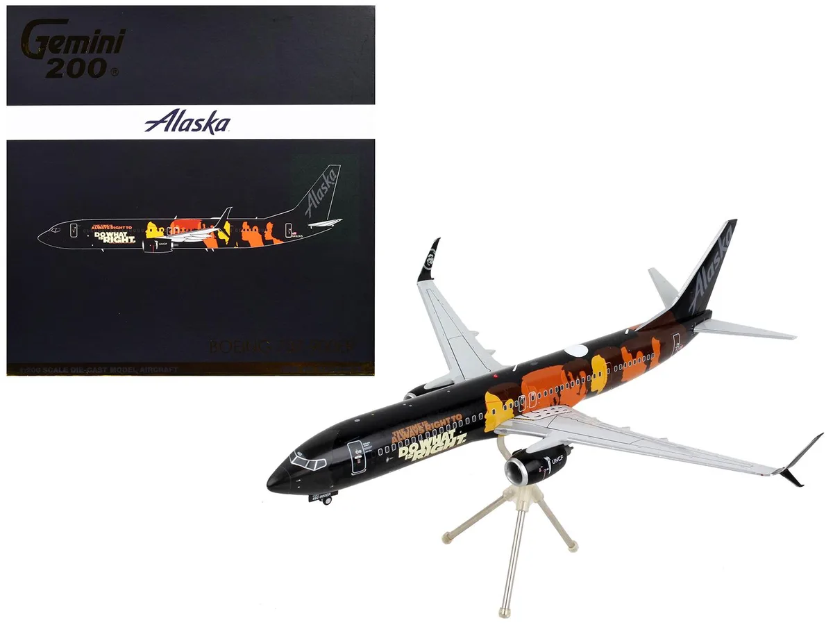 GeminiJets GeminiJets Boeing 737-900ER Alaska Airlines N492AS 1/200 Diecast Model Airplane — product photo