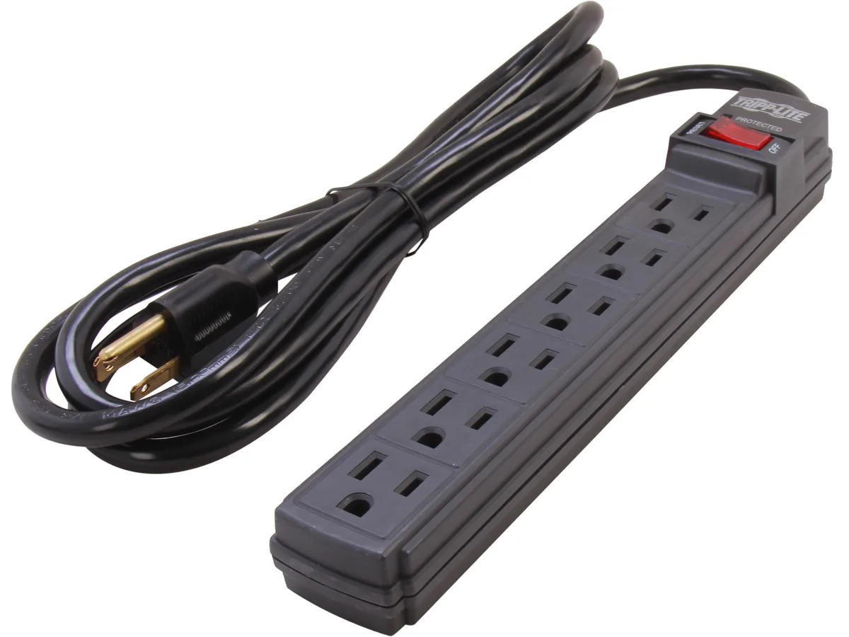 Tripp Lite Tripp Lite TLP6B 6-outlet surge protector 6 ft 360 J — 제품 사진