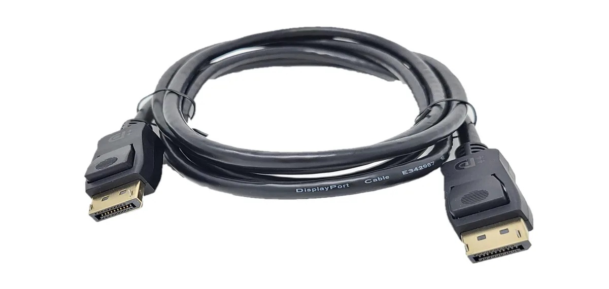 Micro Connectors Micro Connectors 6 Feet DisplayPort 1.4 Cable With Latch — product photo