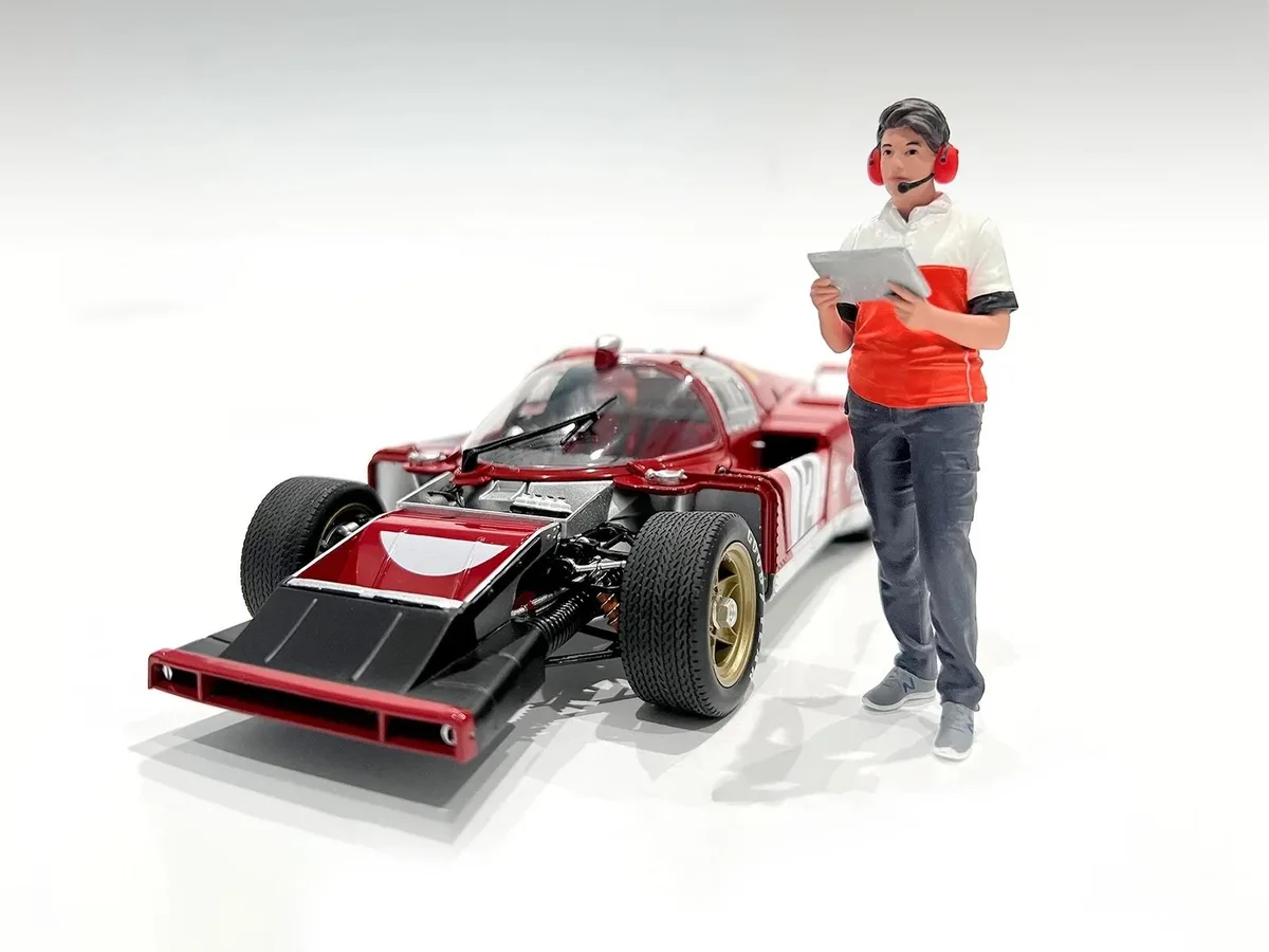American Diorama American Diorama "Race Crew" Figure #3 1/24 hobby collectible — product photo