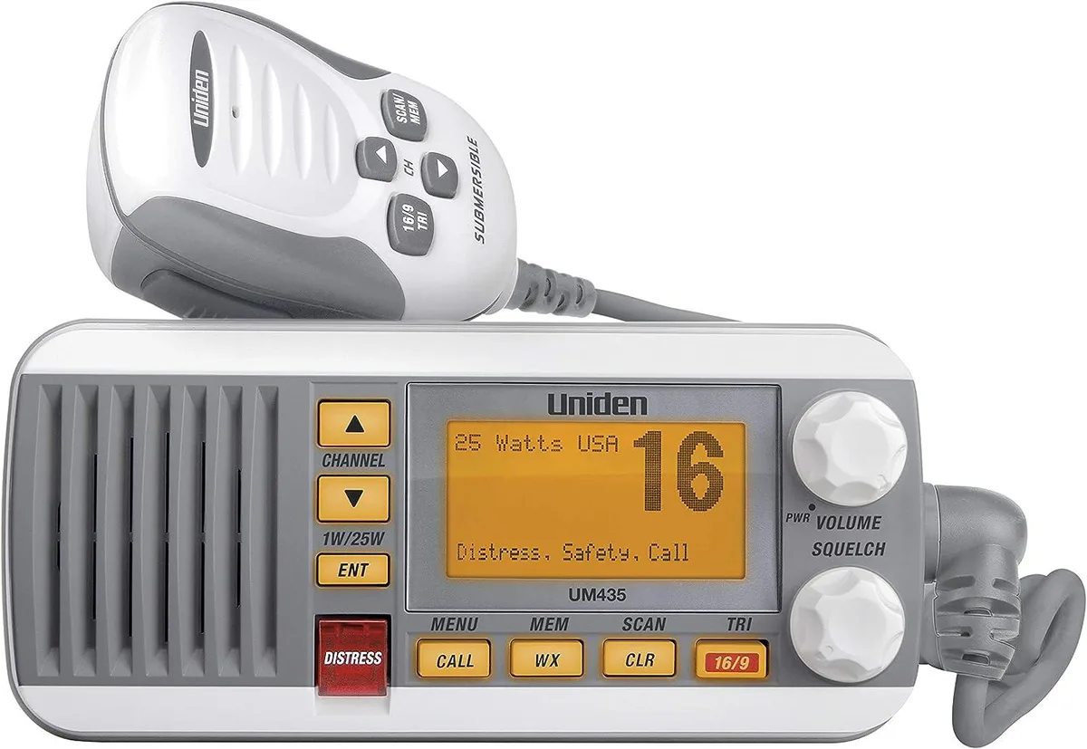 Uniden Uniden Advanced Fixed Mount VHF Marine Radio White — product photo