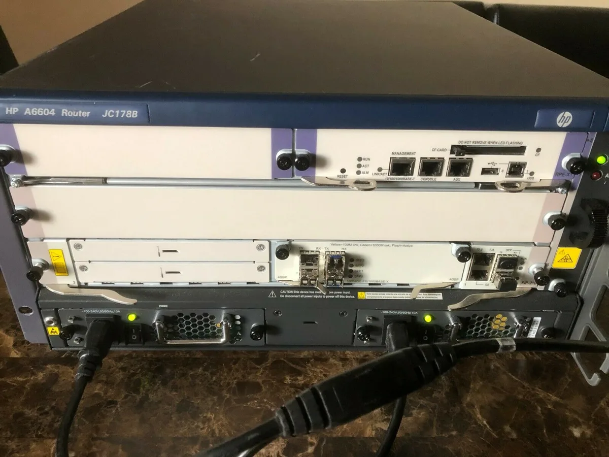 HP HP 6604 Router Chassis firewall appliance — product photo