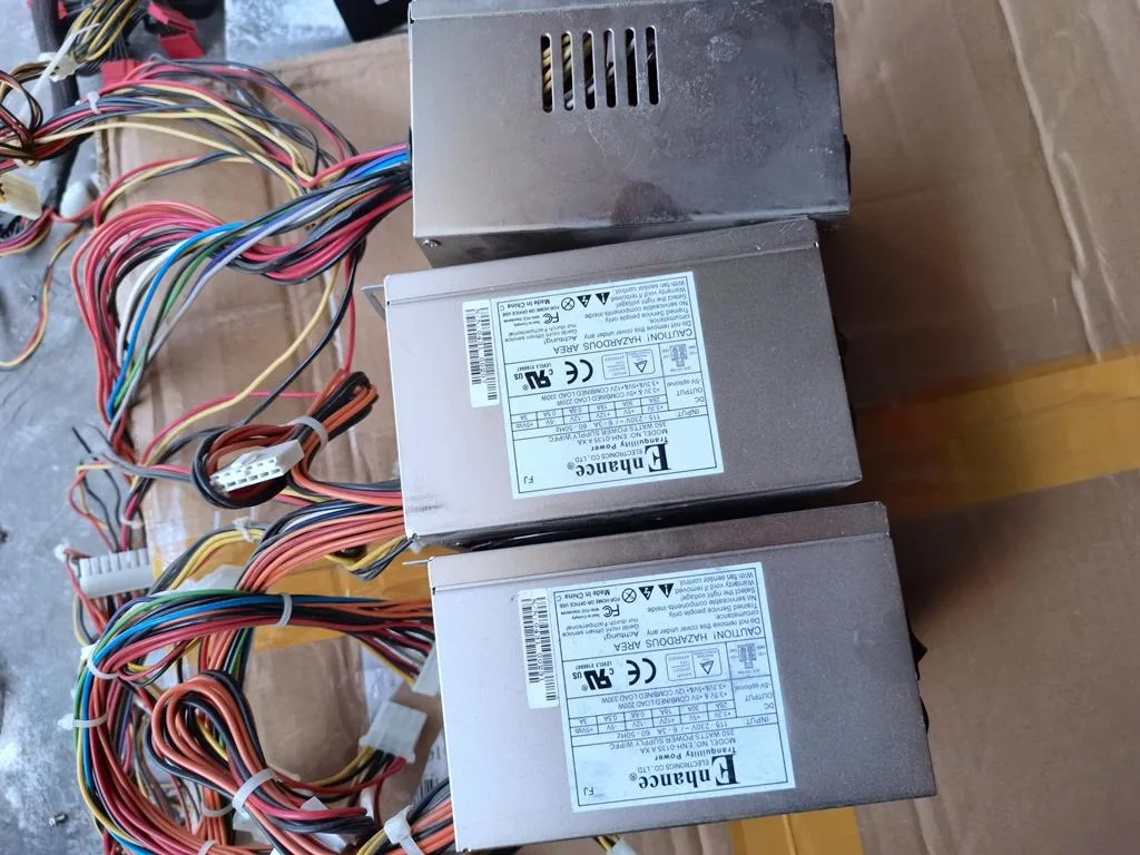 KHACHIMO KHACHIMO SH300A8H+P4 ENH-0135 300W ATX power supply — product photo