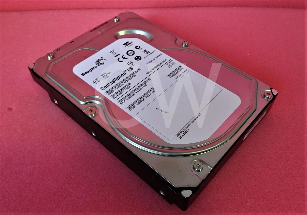 Seagate Seagate ST3500414SS Constellation ES 500GB 7200RPM SAS internal hard drive — product photo