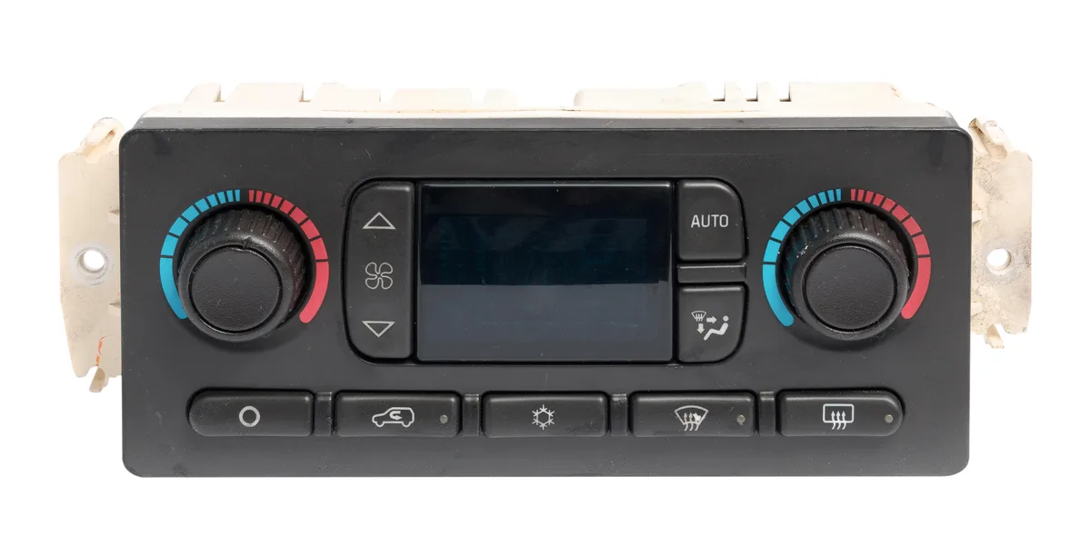 1 Factory Radio 1 Factory Radio Temperature Climate Control Panel 10367041 2005-2007 Chevrolet Silverado 1500 2500 — product photo
