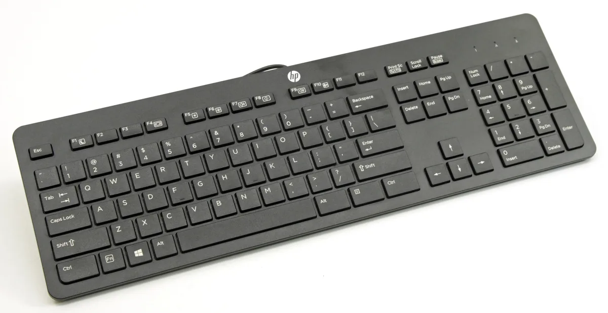 Black HP wired USB slim keyboard, full-size layout