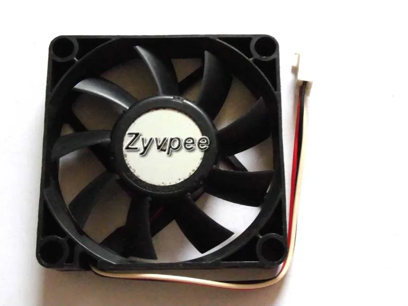 Zyvpee Zyvpee 2806KL-04W-B89 C56 70x15mm 3-pin case fan — product photo