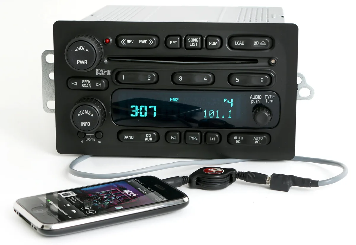 1 Factory Radio 1 Factory Radio 15234935 GMC Chevrolet Truck Van 2005-09 AM FM 6 Disc CD Receiver Aux 3.5mm — product photo