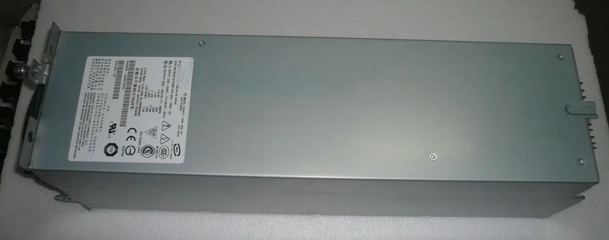 OIAGLH OIAGLH V890 Server Power Supply 1629W 7000817-Y000/0000 300-1866 300-1622 — product photo