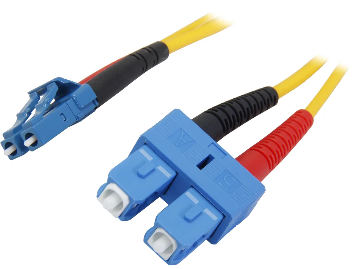 STARTECH STARTECH SMFIBLCSC4 13.12 ft Single Mode Duplex Fibre Optic Cable LC-SC — product photo