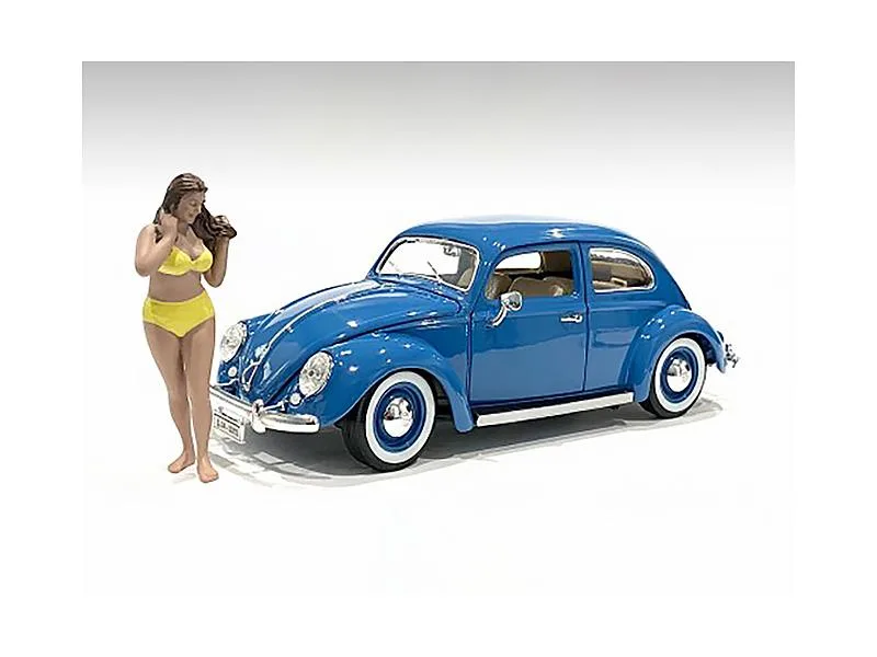 American Diorama American Diorama Beach Girl Amy Figurine 1/24 Scale 2.5" 76416 — product photo