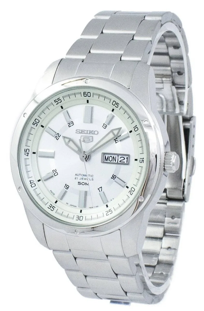 Seiko Seiko 5 Automatic SNKN09J 43.00 mm 50 m 21 Jewels Caliber 7S26 Watch — product photo