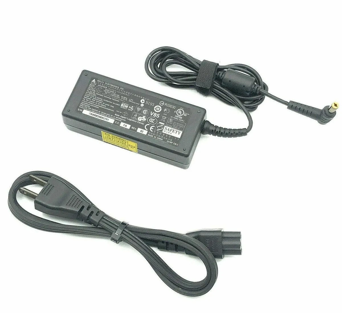 DELTA DELTA SADP-65KB 19V 65W power adapter 5.5x1.7mm — product photo