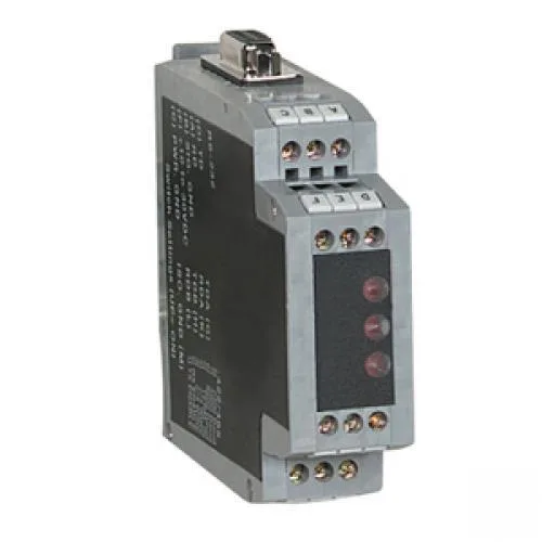 Black Box Corporation Black Box ICD100A RS-232 to RS-422/485 DIN Rail Converter 4000 ft — product photo