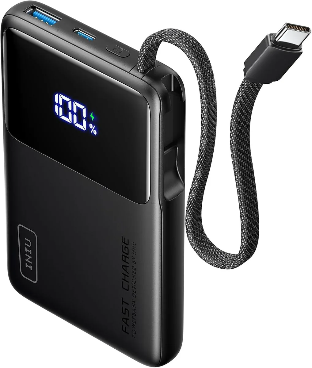 WOOJONG WOOJONG 45W 10000mAh power bank with built-in USB-C cable — product photo