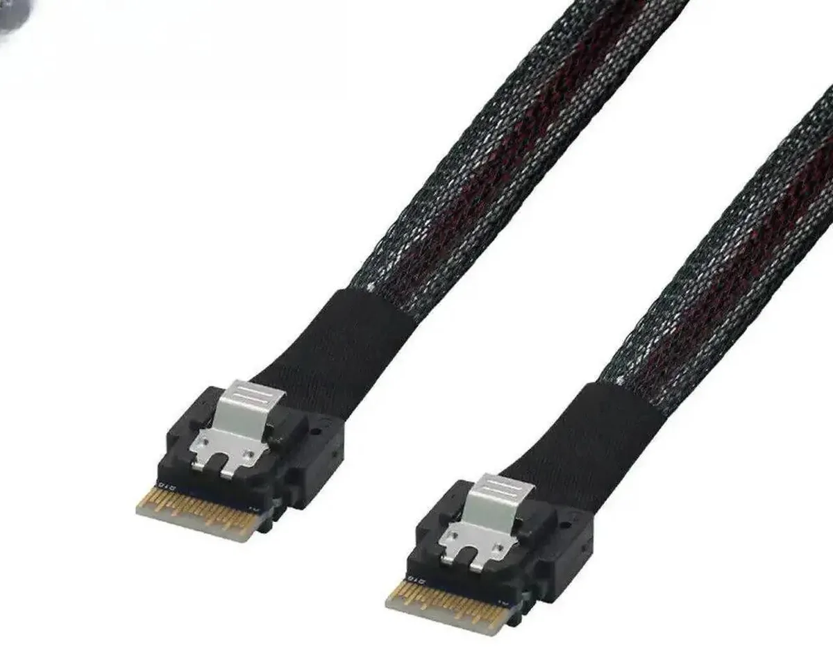 SMUGDESK SMUGDESK Slimline SAS SFF8654 4i 38Pin to SFF8654 4i Cable 50cm — product photo