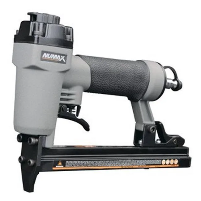 Pneumatic upholstery stapler, die-cast aluminium body, comfort grip, extended nose, adjustable exhaust