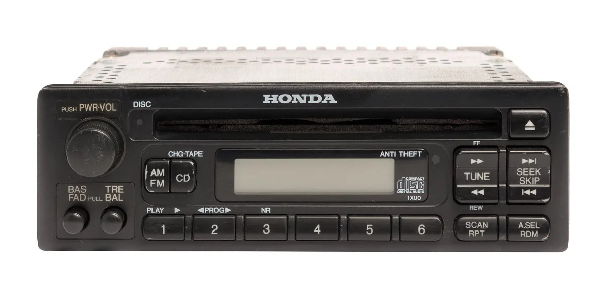 1 Factory Radio 1 Factory Radio 39100-S0X-C020 AM-FM CD Receiver 2002 Odyssey Face Code 1XU0 — product photo