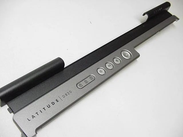New Dell OEM power button cover assembly for Latitude 820 part 867