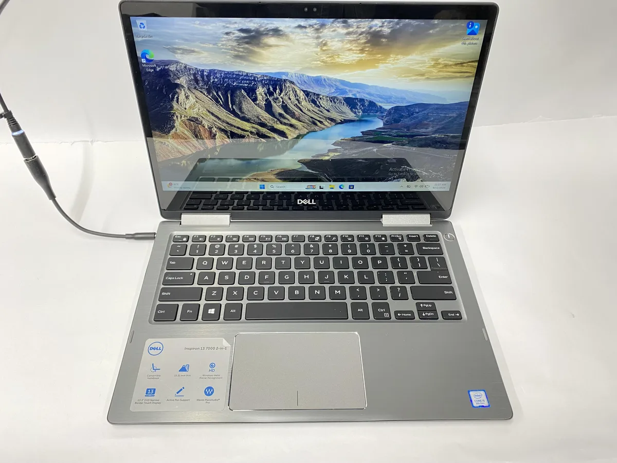 DELL Dell Inspiron 13 7000 2 in 1 i5-8250u 16GB 256GB 13" 1920x1080 Touch Screen Windows 11 Pro — product photo