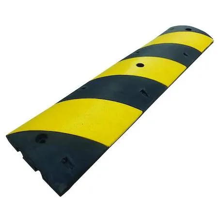Value Brand Value Brand 29NH40 Speed Bump Rubber 4 ft 12 in Black Yellow — product photo