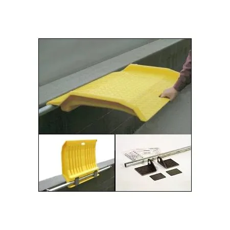 EAGLE EAGLE CR-EM-1796 Fixed Poly Dock Plate 35x26x5 1000 lbs — product photo