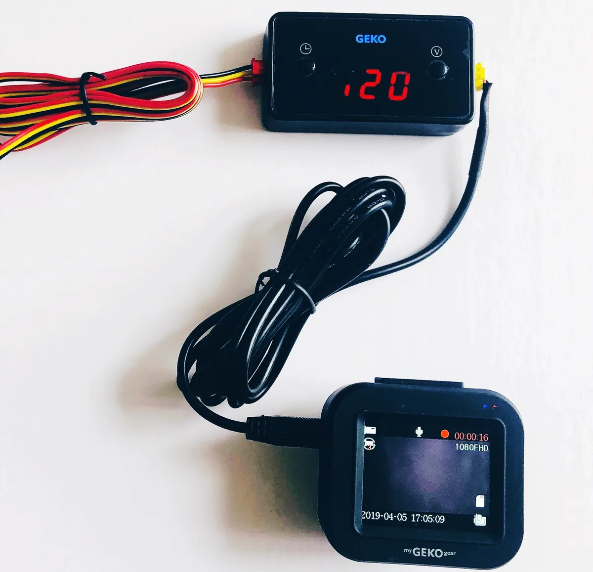 GEKO GEKO Smart Hardwire Kit with Display 9.8ft — product photo