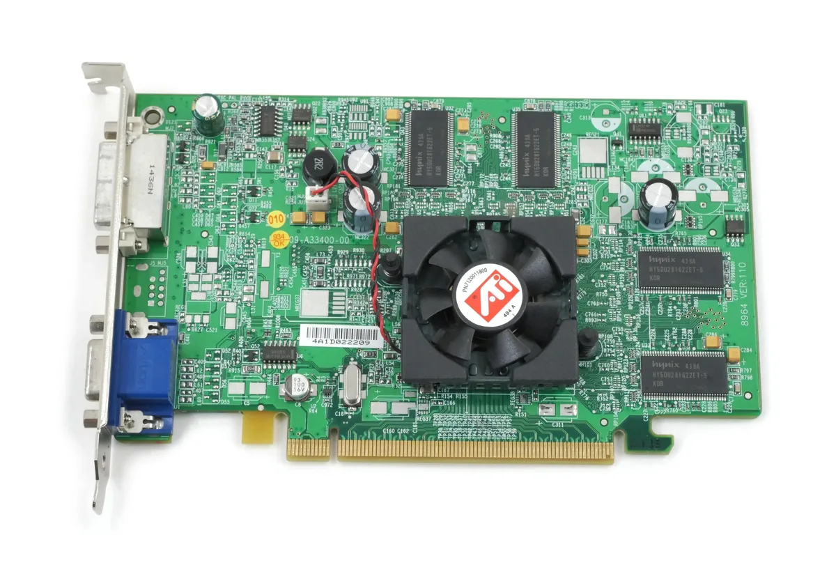 AMD AMD FireGL V3100 128MB graphics card M4177 — product photo