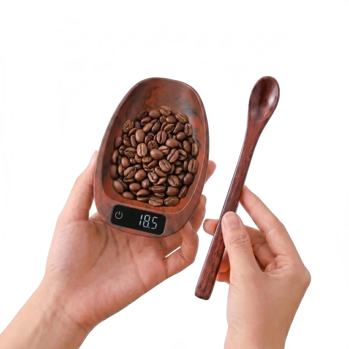 Twelve compact coffee-coloured plastic scales with faux wood texture and matching spoons