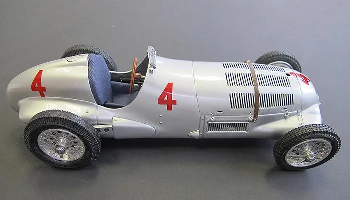 CMC International CMC International Mercedes W125 #4 Richard Seaman 1937 GP Donington Limited 1000pc 1/18 Diecast Vehicle — product photo