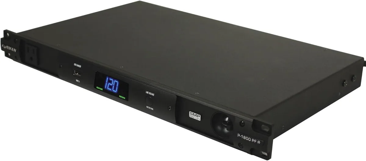 FURMAN Furman P-1800 AR 15 Amp Voltage Regulator Power Conditioner 97-137V to 120V — product photo