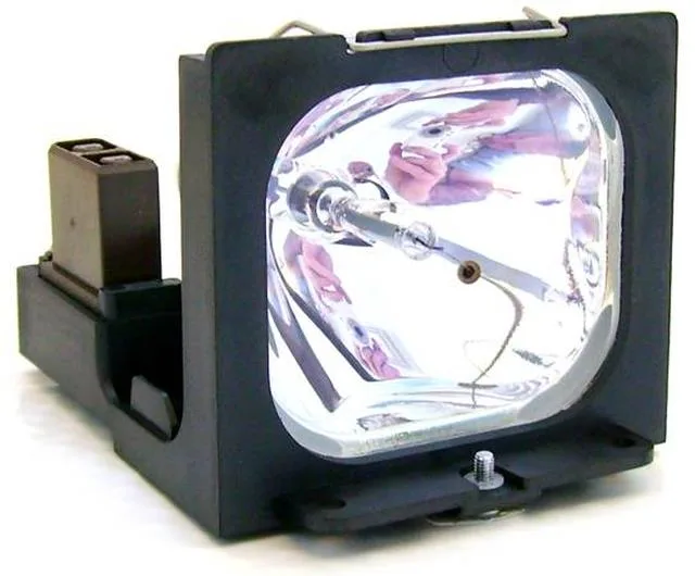 Toshiba Toshiba TLP-470 Projector Lamp 150W 2000 Hrs — product photo