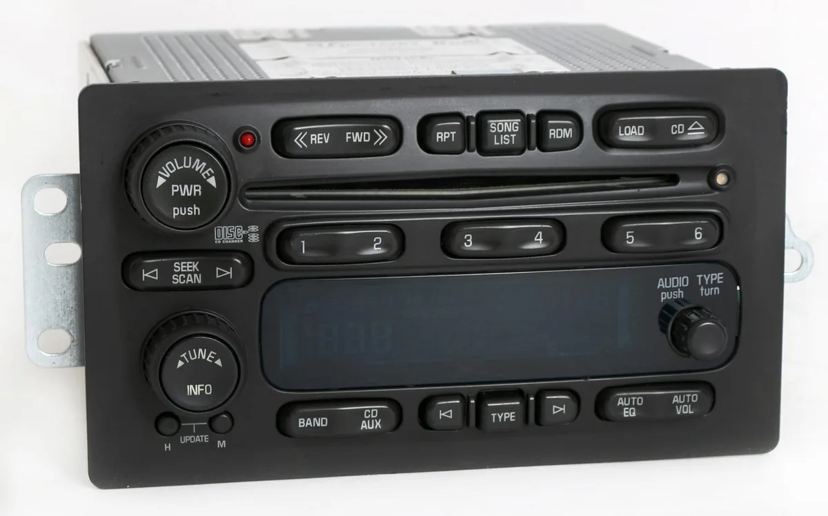 1 Factory Radio 1 Factory Radio 15196055 AM FM 6 Disc CD Receiver — product photo