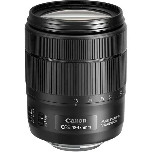 Canon Canon EF-S 18-135mm f/3.5-5.6 IS USM camera lens — product photo