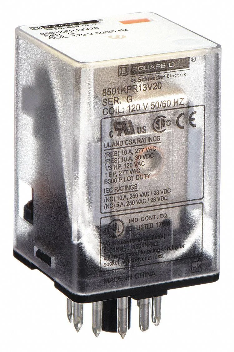 Square D 11-pin relay socket, octal base, enclosed body, mechanical flag indicator