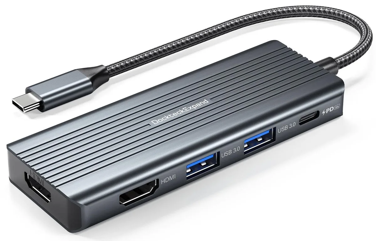 GSM Outdoors GSM Outdoors 2 in 1 accessory 5 in 1 hub 2 HDMI 4K 30Hz 2 USB 3.0 PD 100W — product photo
