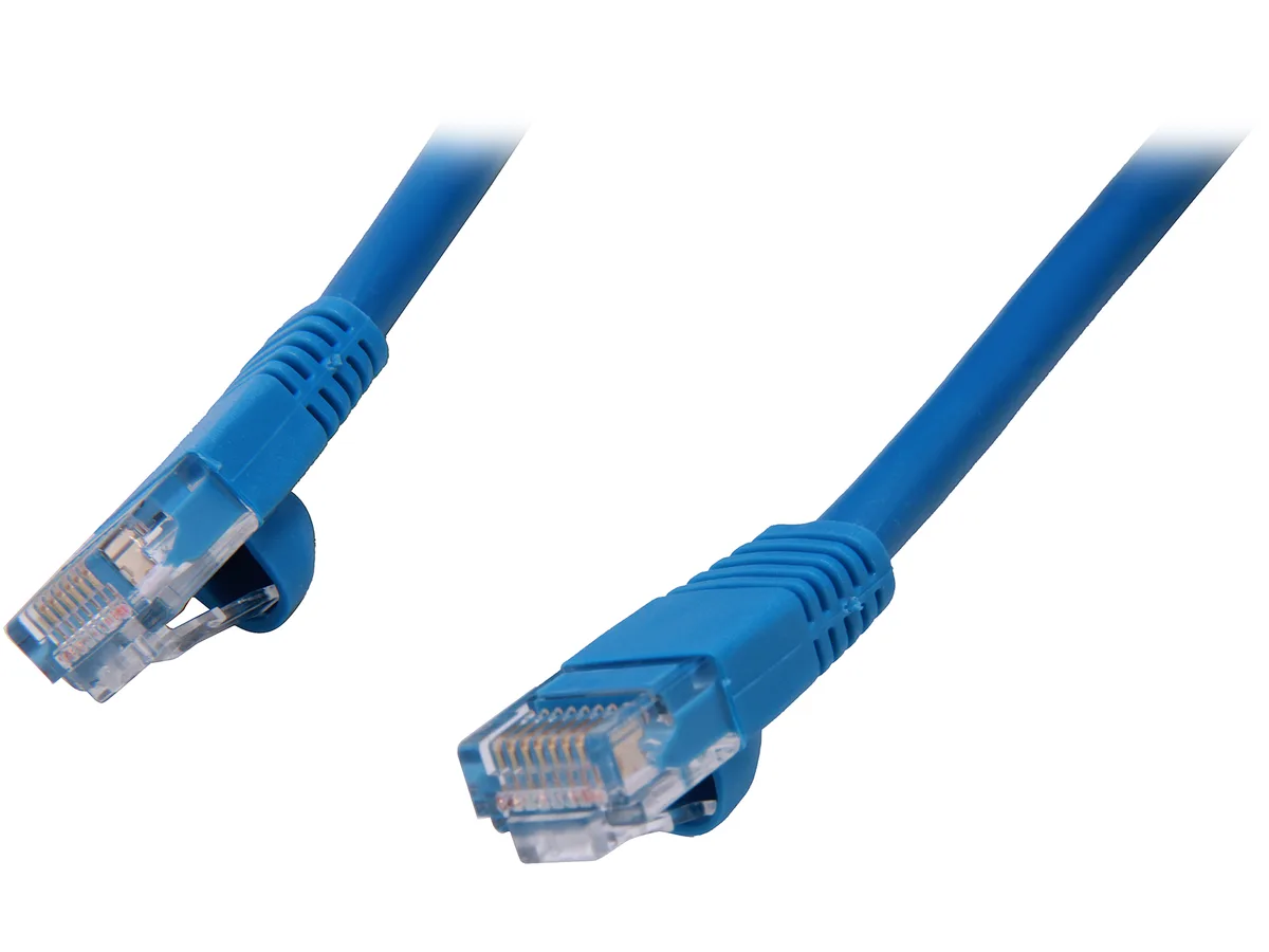 Cables To Go Cables To Go 15200 Cat5e network ethernet cable 10 ft Blue — product photo