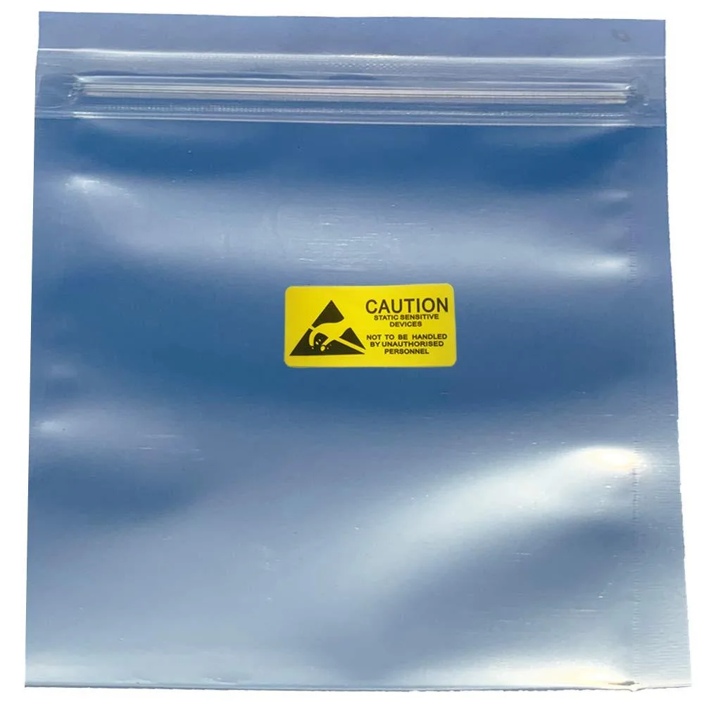 Pack of 30 translucent silver anti-static bags 21x24cm with resealable zip closure